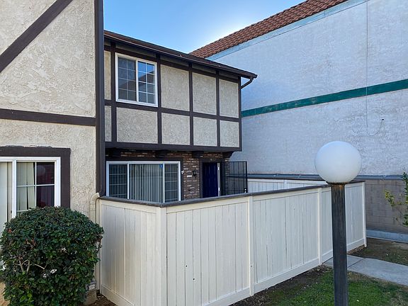 2nd image of 24057 Fir Ave