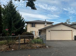 923 E Smith St, Kent, WA 98030