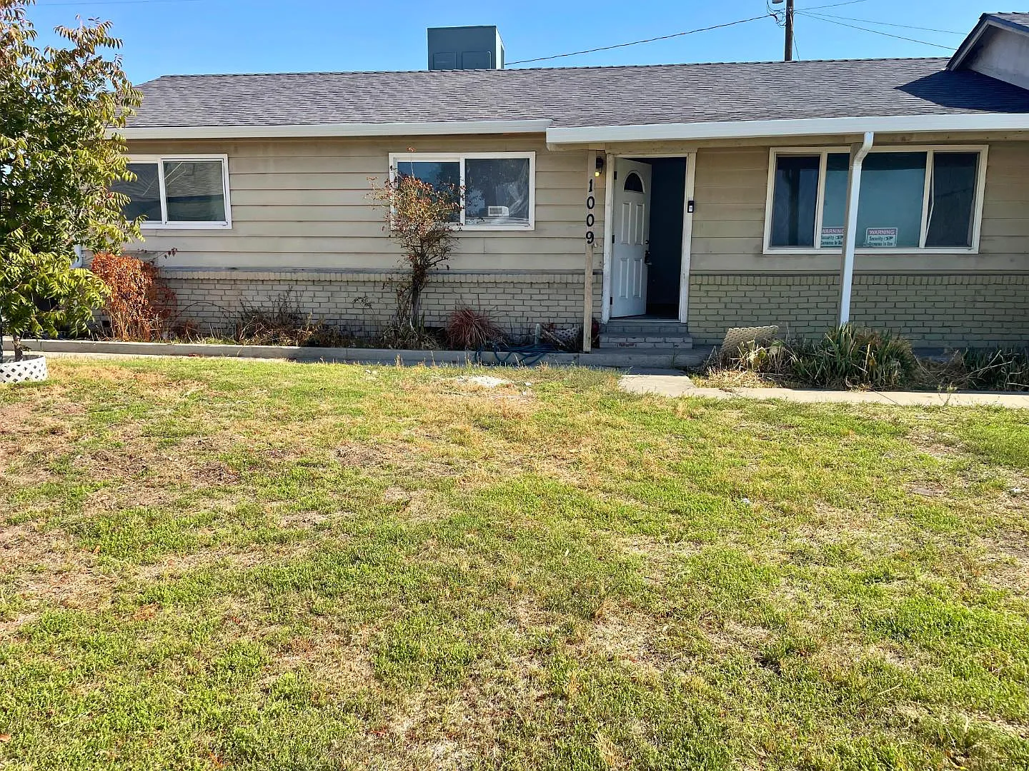 1009 Avon Ct photo 1