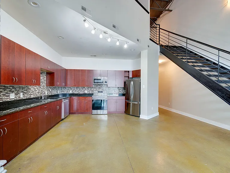 927 Westmere Ave — Photo 14