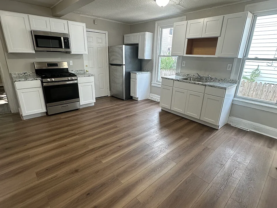 44 Liberty St #1