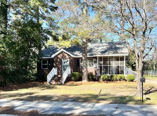 460 Hampton St, Elloree, SC 29047