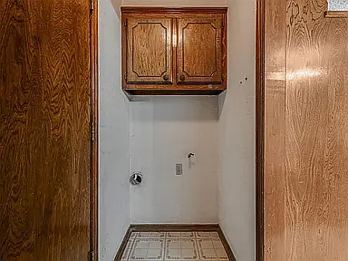 813 N Parkview Cir — Photo 5