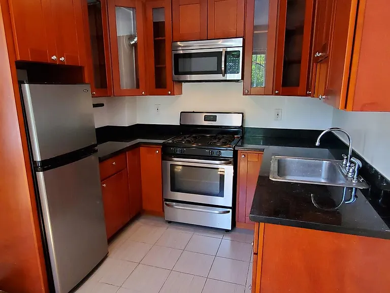 2100 Fell St #9 — Photo 5
