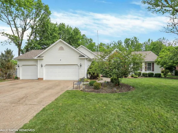 655 W Thrush Ave, Crestline, OH 44827