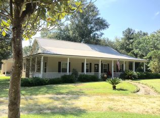 17 Patterson Ln, Picayune, MS 39466