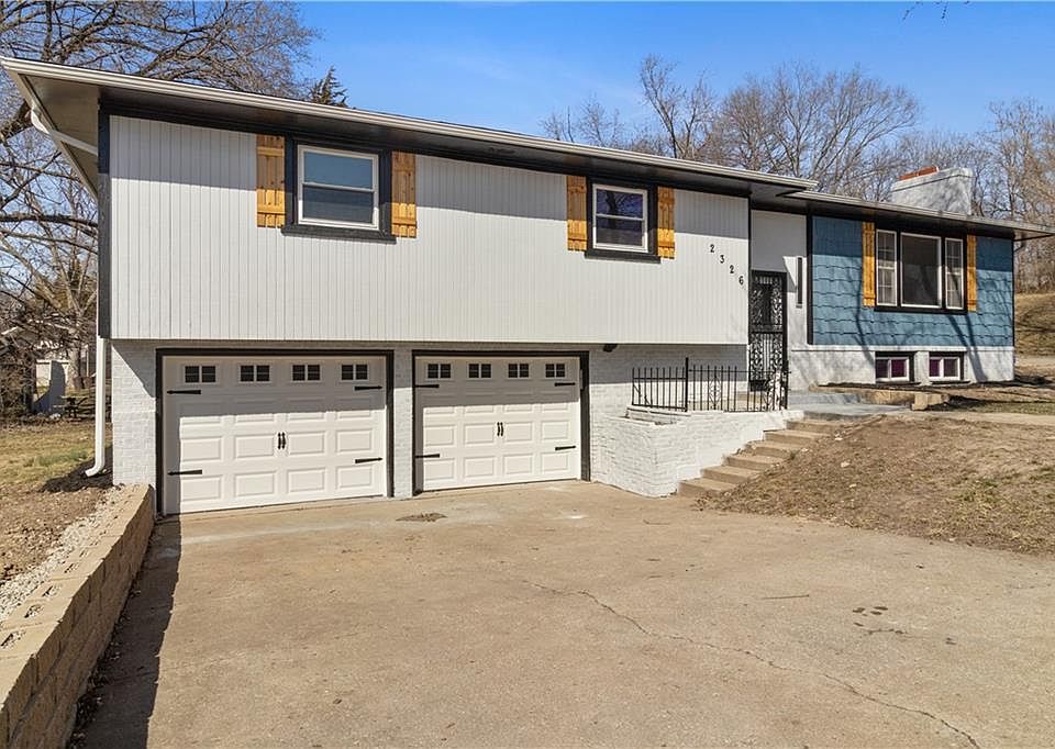 1st image of 2326 N 20th Pl