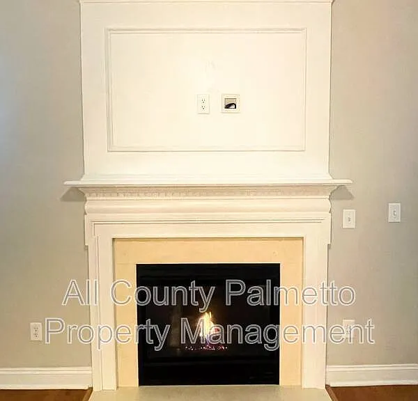 3639 Bagley Dr — Photo 7