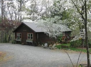 86 Oak Leaf Ln, Ellijay, GA 30540