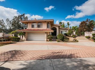 1933 Via Rancho Pkwy, Escondido, CA 92029