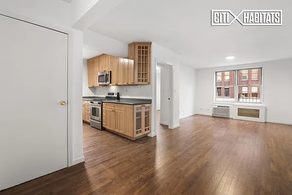 Rented by Citi Habitats | media 6