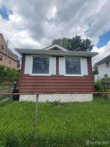 13 Lanark Ave, Newark, NJ, 07106