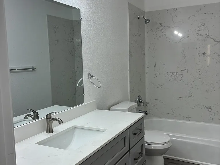 26937 Hayward Blvd #226 — Photo 10