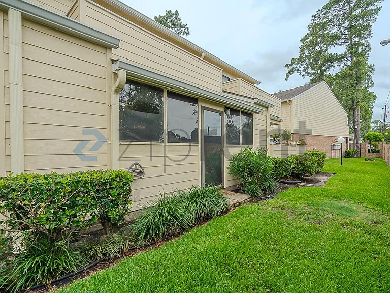 14515 Wunderlich Dr #403 — Photo 32