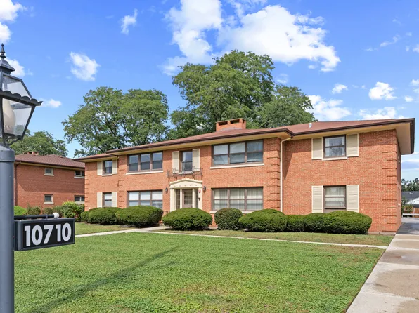 10710 W Cermak Rd APT 2W, Westchester, IL 60154