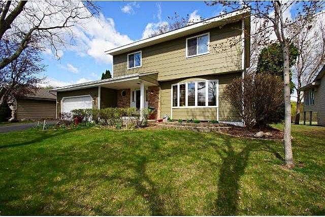 1st image of 6231 Cavell Ave N