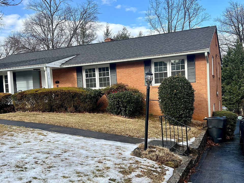 1st image of 2214 Pelham Dr