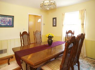 270 Manchester Rd, River Edge, NJ 07661