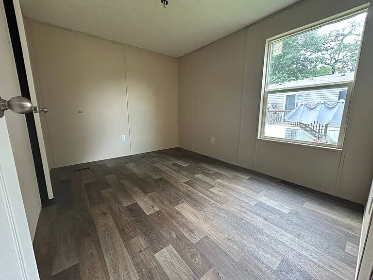 302 Autumn Ln #37 — Photo 12