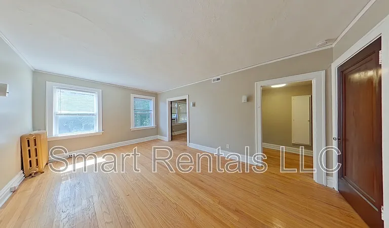 5618 S Grand Blvd #1 — Photo 10