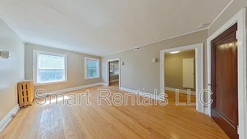 5618 S Grand Blvd Photo 1