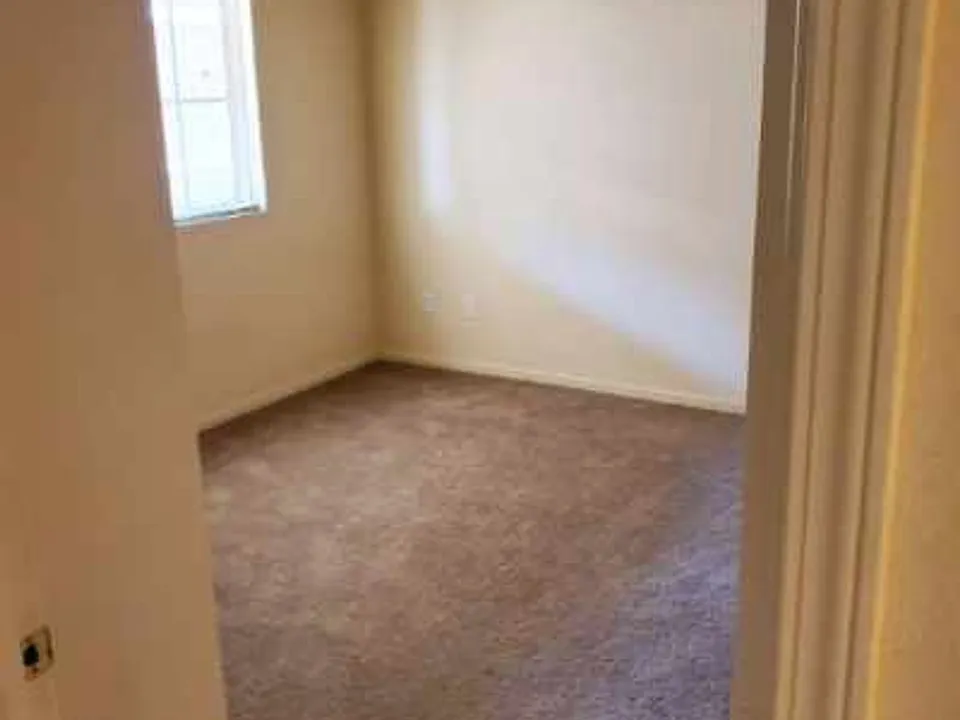 Regency Place Senior Apts