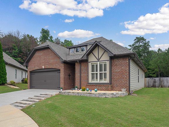 2nd image of 3006 Washington Cir