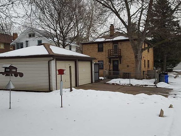 2nd image of 411 S Highland Ave