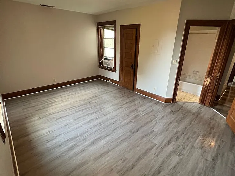 512 Wallace Ave — Photo 28