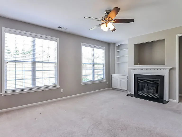 353 Collinsworth Dr — Photo 6