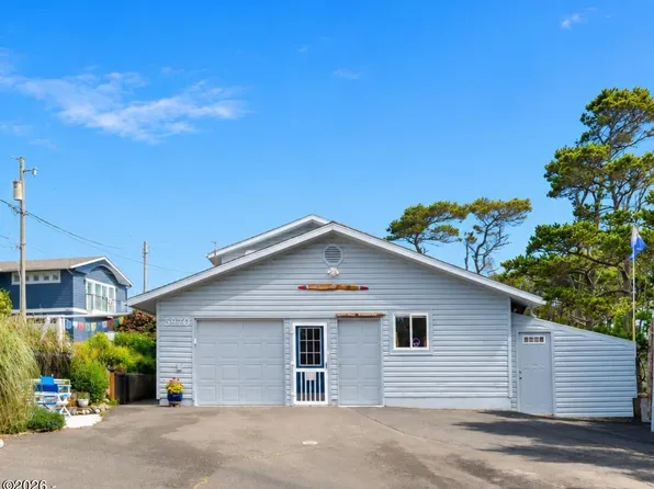 5970 El Mar Ct, Lincoln City, OR 97367