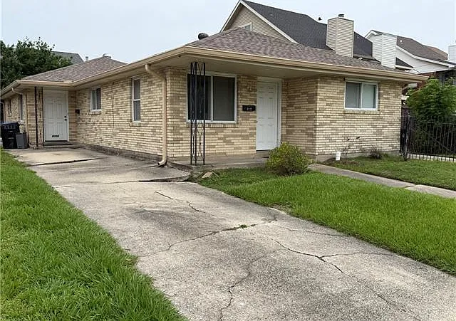 6720 Pontchartrain Blvd — Photo 1
