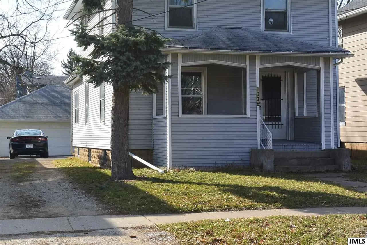 1036 Woodbridge St photo 1
