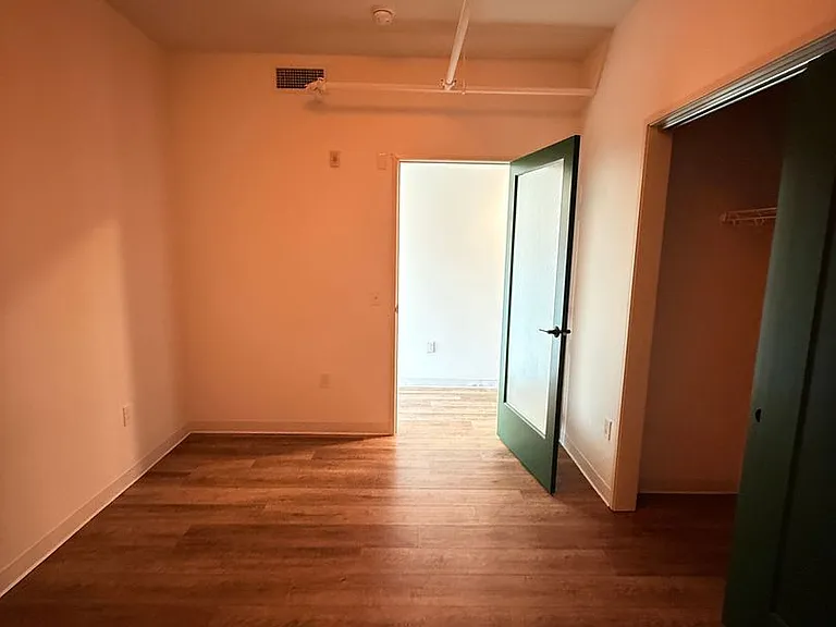 1709 FIFTH AVE — Photo 50