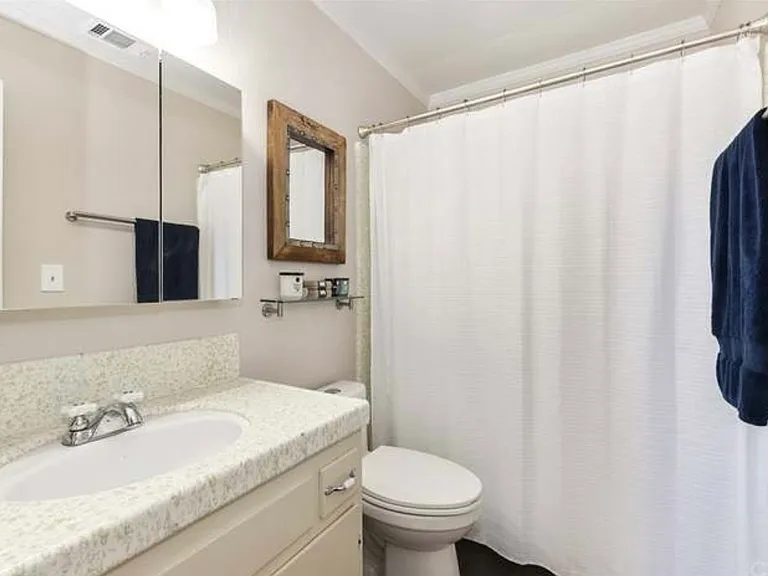 28393 Larchmont Ln — Photo 12