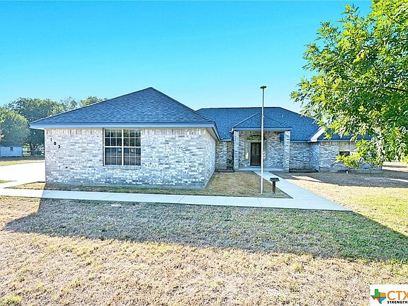 2nd image of 103 Woodlake Dr