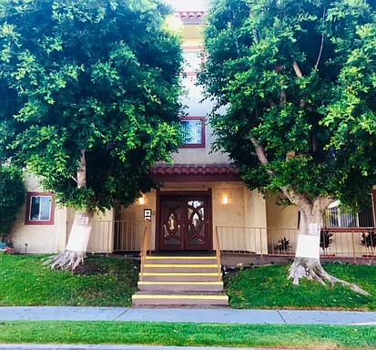 Lemarsh Apartments — Photo 12