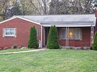 35 Kenridge Dr, Mc Kees Rocks, PA 15136