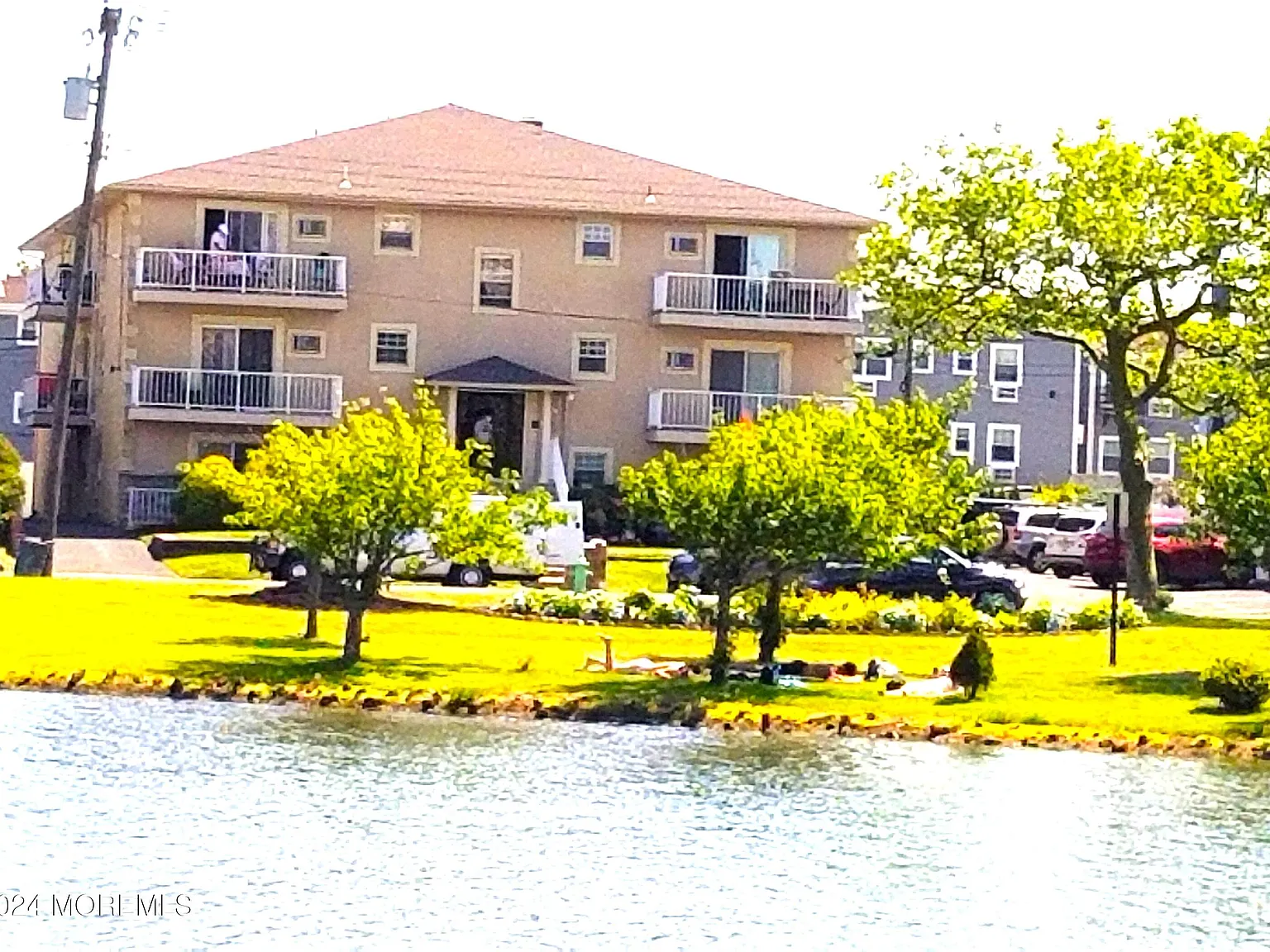 Studio, 450 sqft, $2,200 — Photo 1