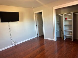 1568 Bay Rd, East Palo Alto, CA 94303