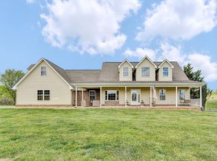 1757 Daniels Run Rd NE, Check, VA 24072