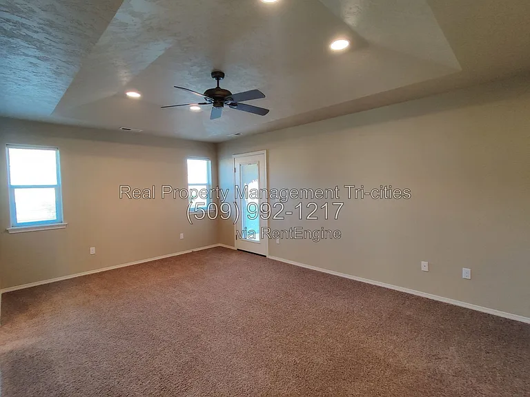 2667 Torrey Pines Way — Photo 19