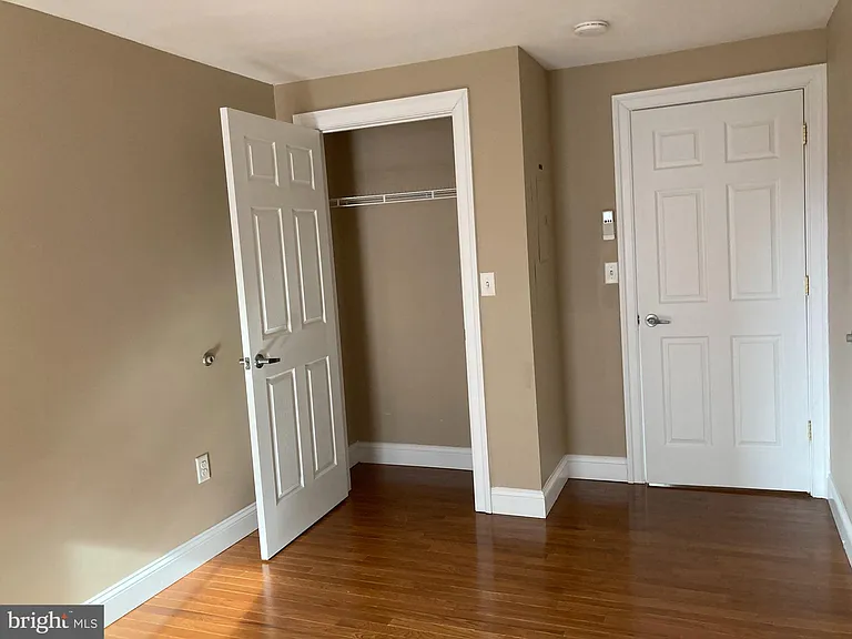 100 N Potomac St #3A — Photo 17