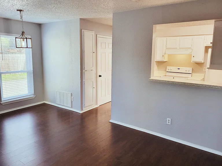 6702 Everhart Rd #U104 — Photo 5