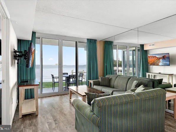 302 32nd St Unit 104, Ocean City, MD 21842