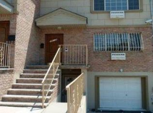15049 113th Ave, Jamaica, NY 11433