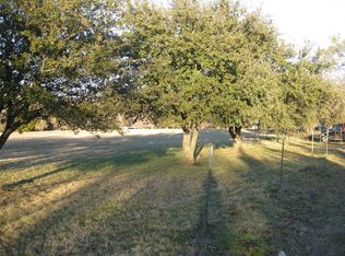 4 Cold Springs Rd, Van Alstyne, TX 75495