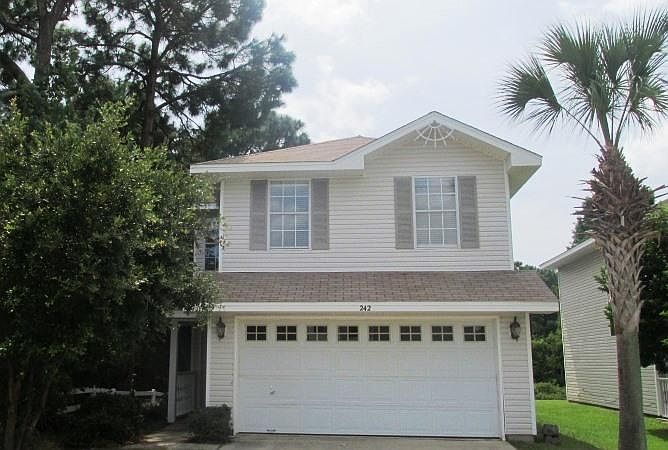 1st image of 242 Twin Lakes Ln