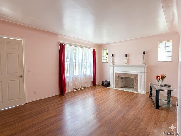 5th image of 22815 Le Fever Ave
