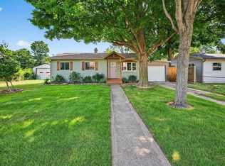 2010 Johnson St, South Bend, IN 46628